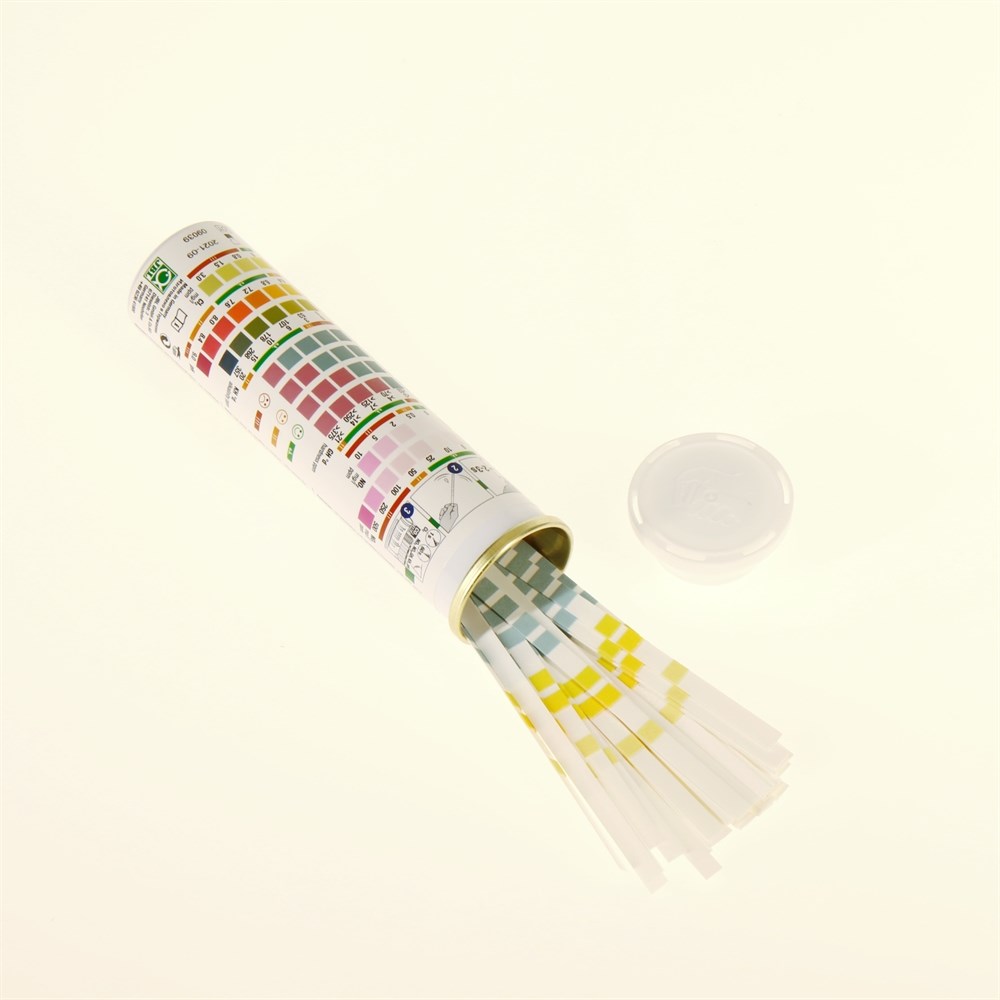 JBL EasyTest 7-in-1 (50 полосок) - тестовые полоски для быстрой проверки 7 основных параметров воды 282.2414400 - фото 24627