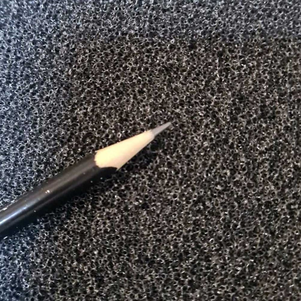 Roof Foam Губка фильтрующая пенополиуритановая 50х500х500мм PPI 30 черная RF-50.500.500.30b - фото 24866