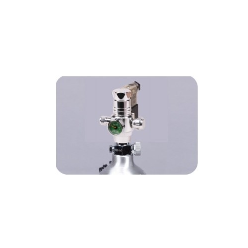 ISTA Редуктор СО2 с одним манометром и электромагнитным клапаном (для баллонов с вертикальным выходом) I-643 - фото 30670