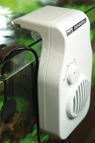 {{photo.Alt || photo.Description || 'Dennerle Nano CoolAir eco - охладитель для аквариума с электронной регулировкой температуры'}}